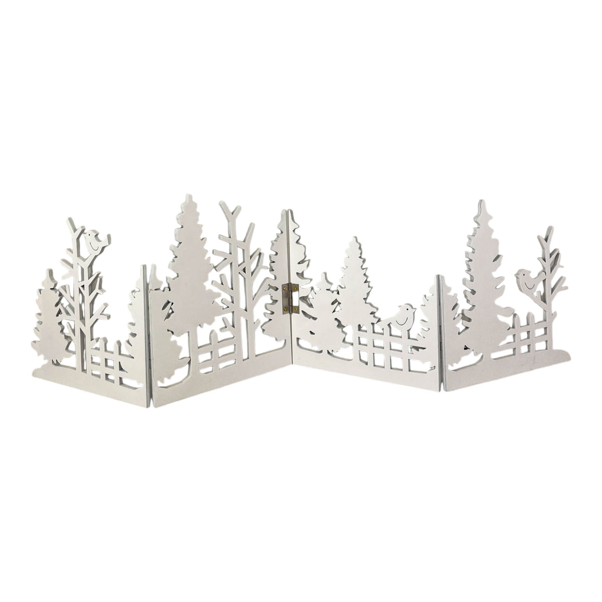 White Wooden Christmas Scene Display (18.5cm)