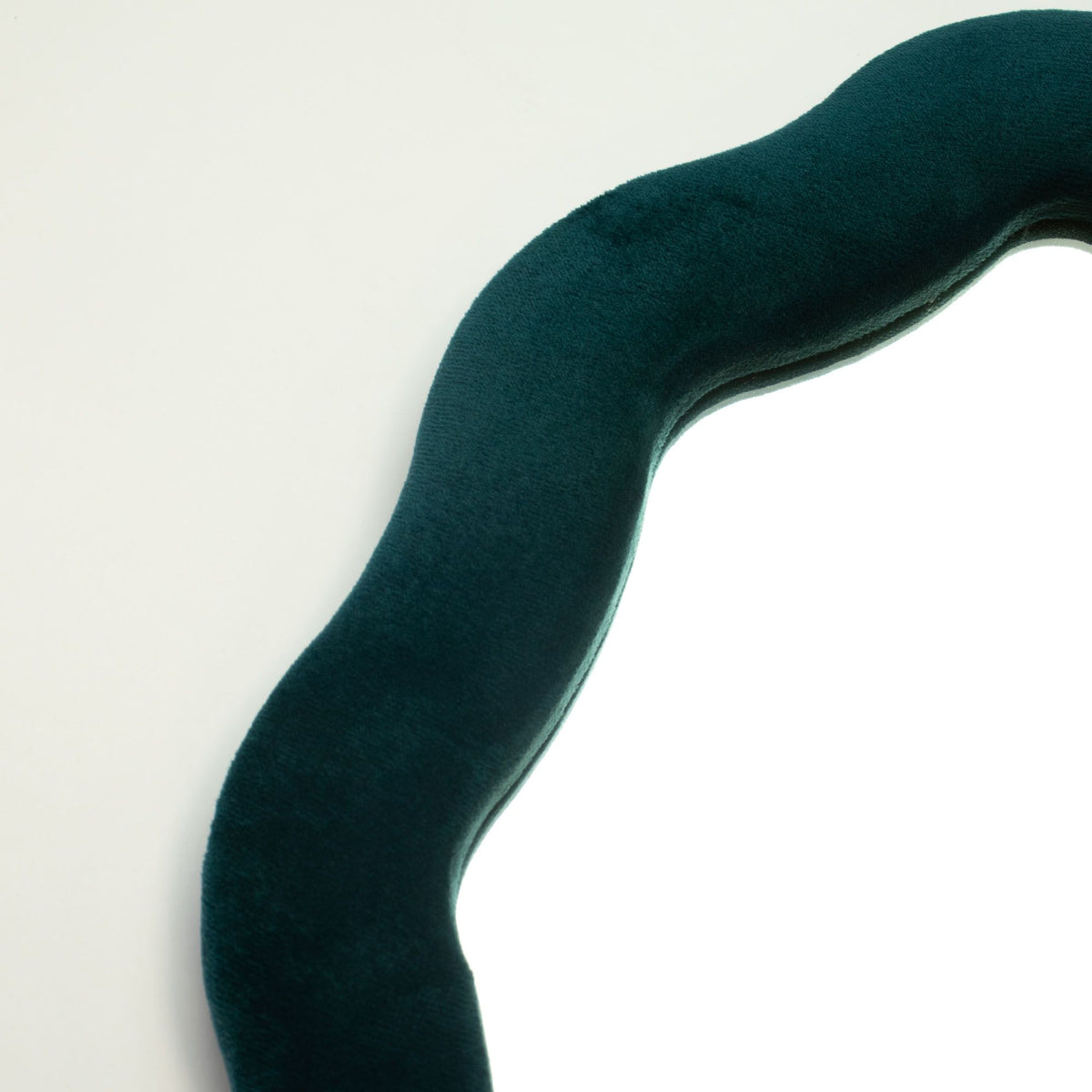 Soft Squiggly Mirror Oval Pebble Royal Teal (20.5x32.5x2.3cm)