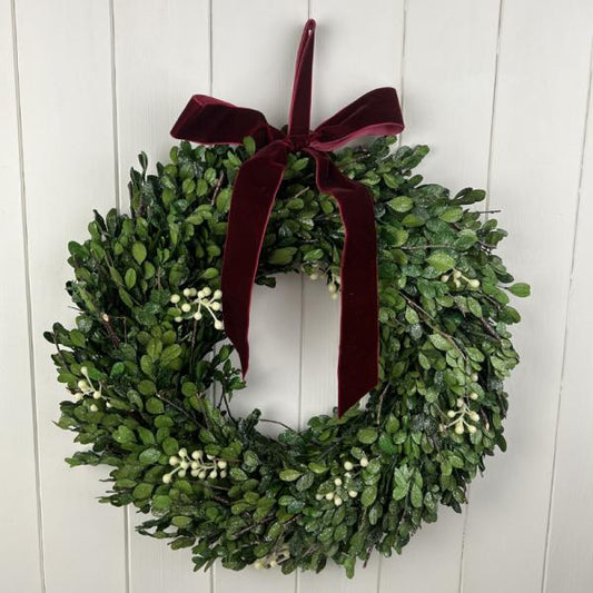 Mistletoe Wreath with Bow 35cm