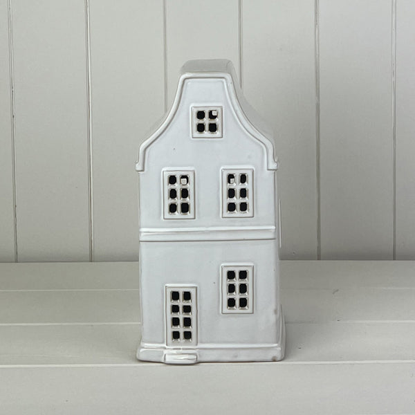 White Ceramic House Ornament with LED L12.2xD11xH23.8cm Weight-379g