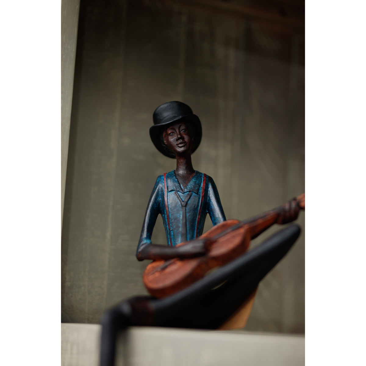 Sitting Jazz Band Strings Decorative Ornament