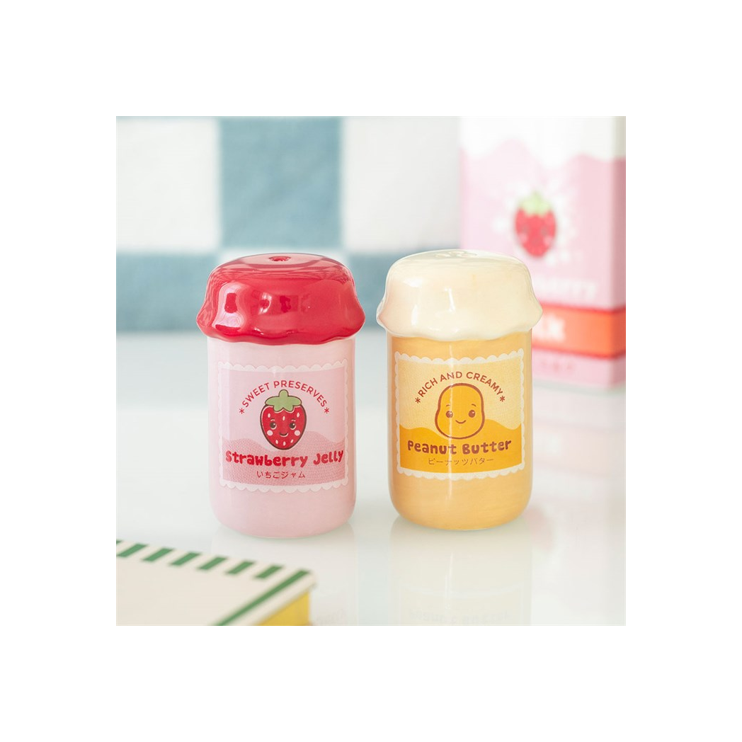 Peanut Butter and Jelly Jar Salt and Pepper Shakers