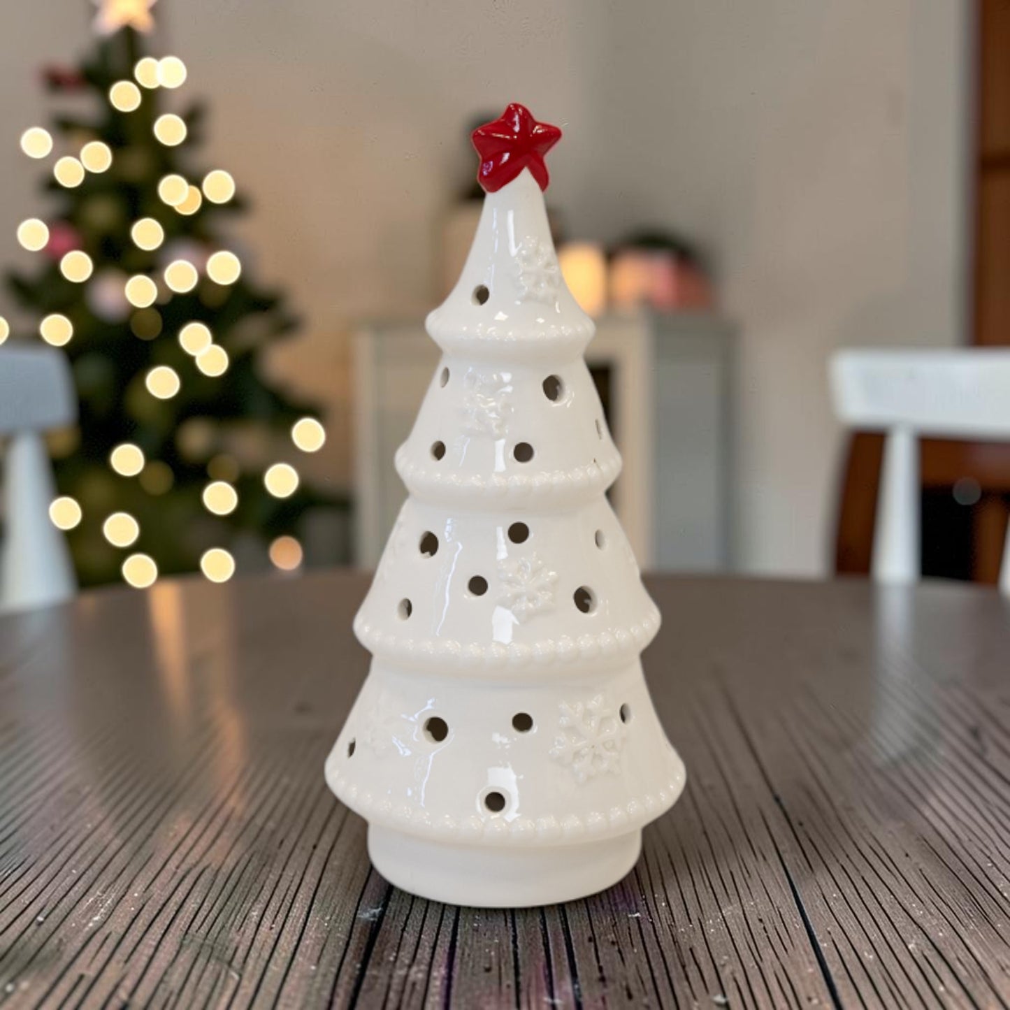 LED Winter Wonderland Tree with Star 20cm