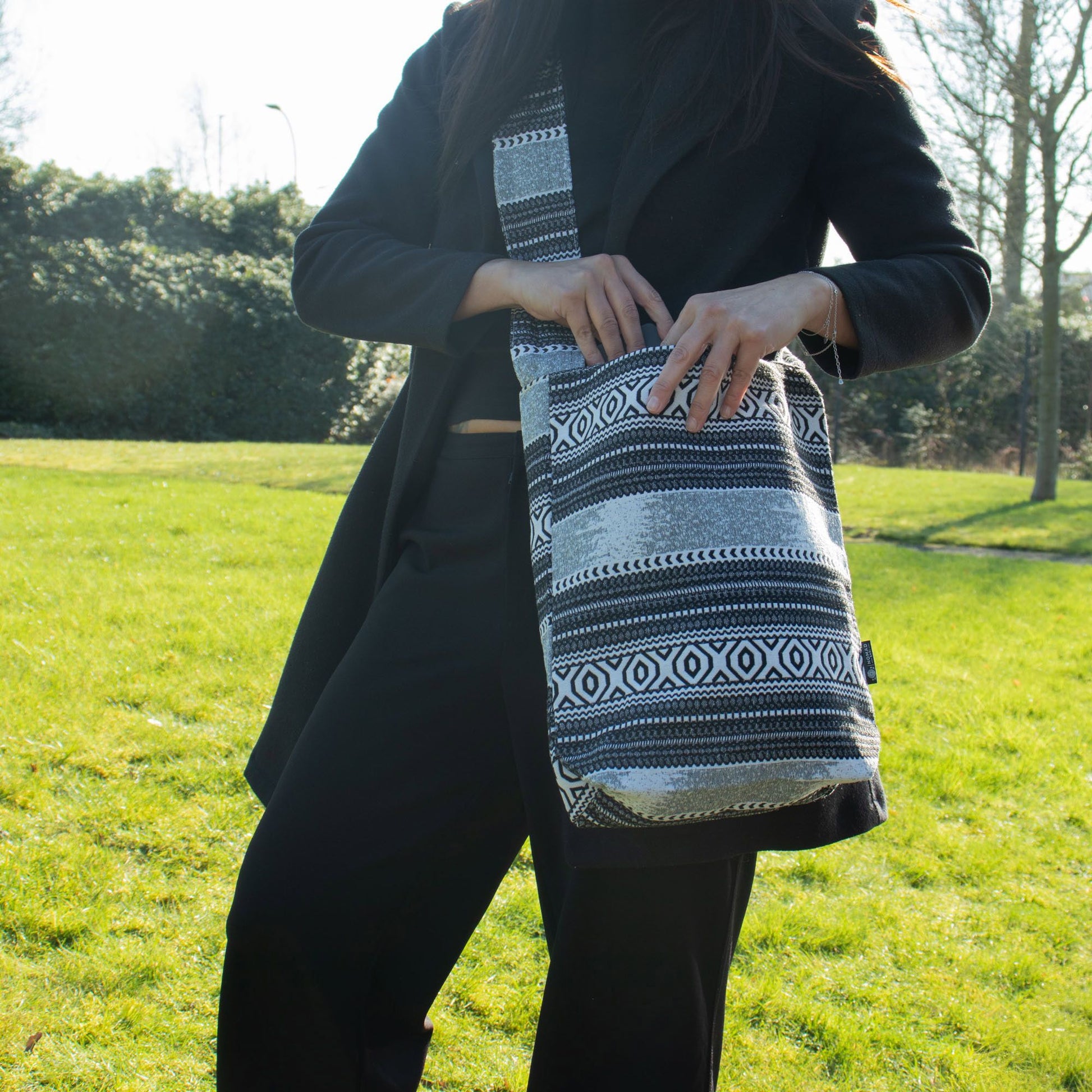 Nomad Sari Jacquard Natural Nomad Carryall Bags - Urban Caravan