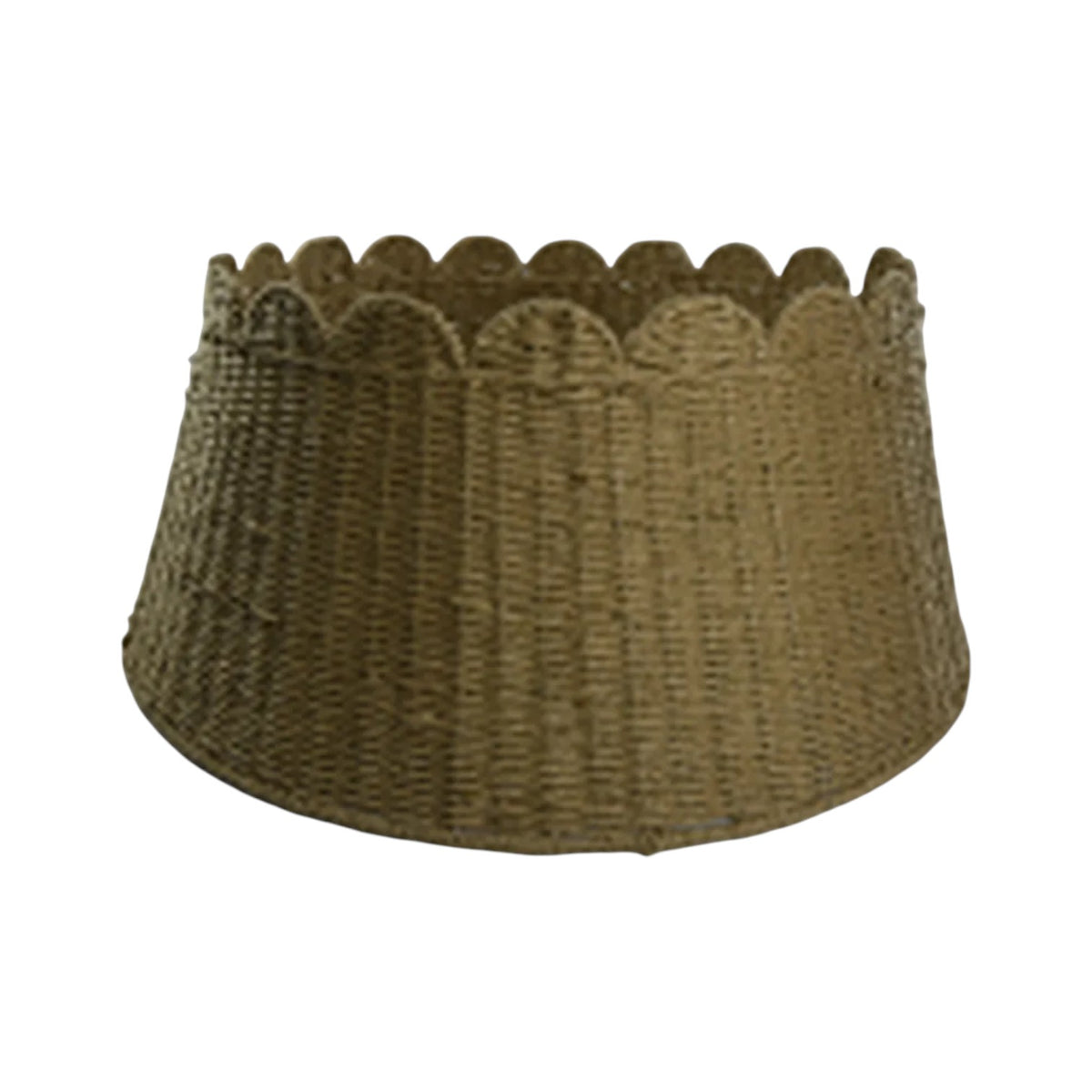 Paper string tree skirt with Scalloped Edge