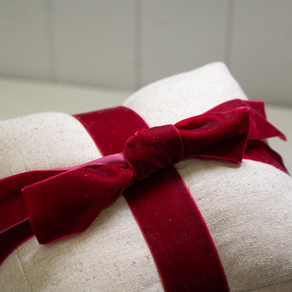 Red Velvet Bow Prsent Shape Doorstop