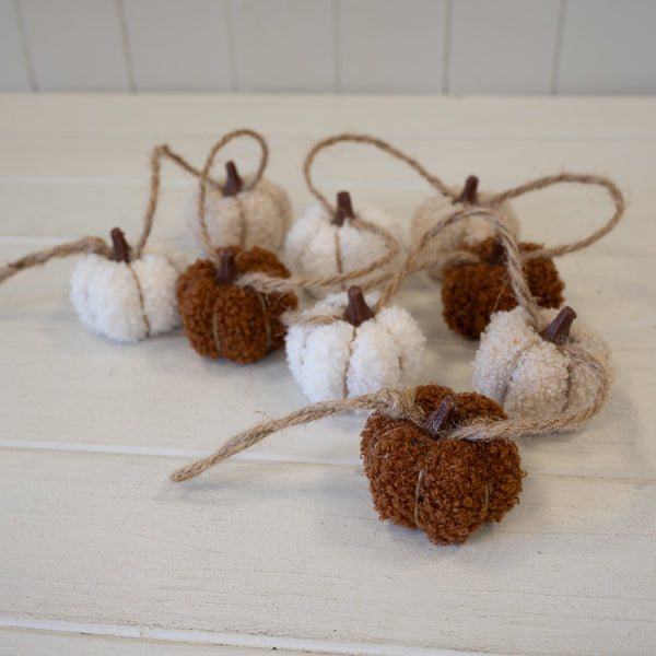 Boucle Pumpkin Garland White Beige and Brown 150cm