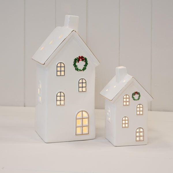LED White House with Wreath