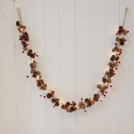 LED Garland with Pinecones and Berries 150cm